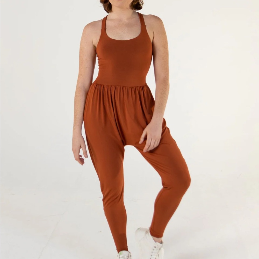 IMBODHI Jumper in Clay